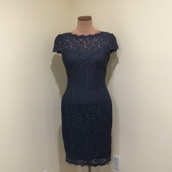 Adrianna Pappell Dress Size 6 Gray Floral Eyelash Lace - Picture 2 of 11